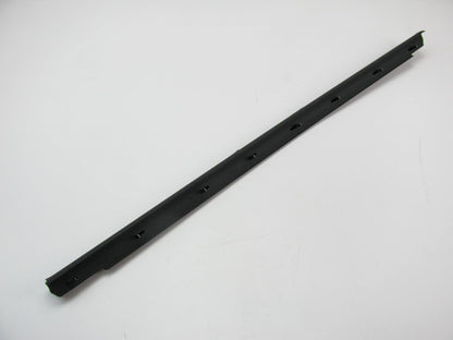 Front Inner Right Passengers Side Door Belt Weatherstrip OEM For 07-12 Santa Fe