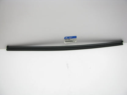 Front Right Passengers Door Window Belt Weather Strip Seal For 2013-16 Santa Fe