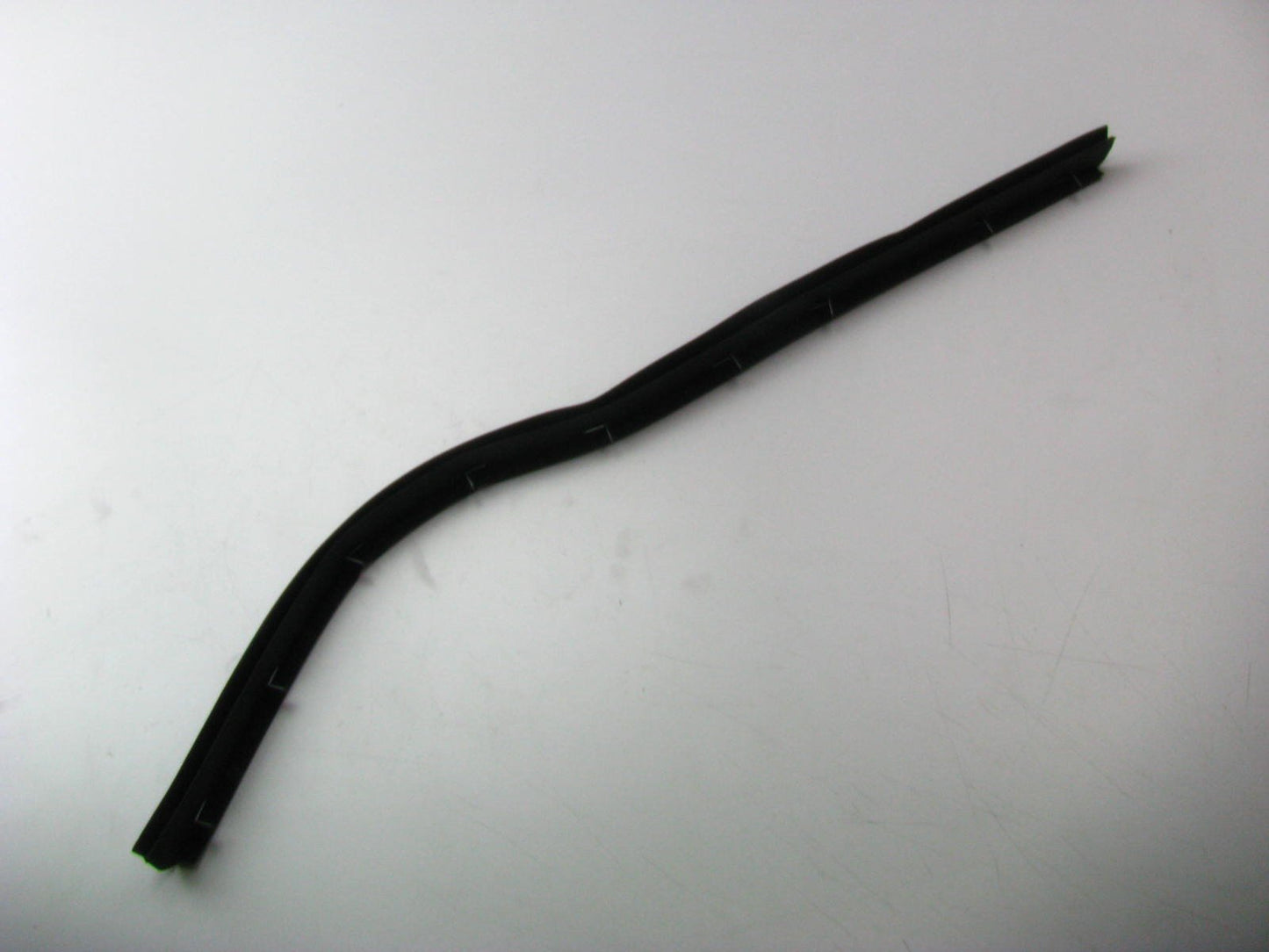 NEW OEM Front Right Side Interior Door Belt Weather Strip Seal For 06-10 Sonata