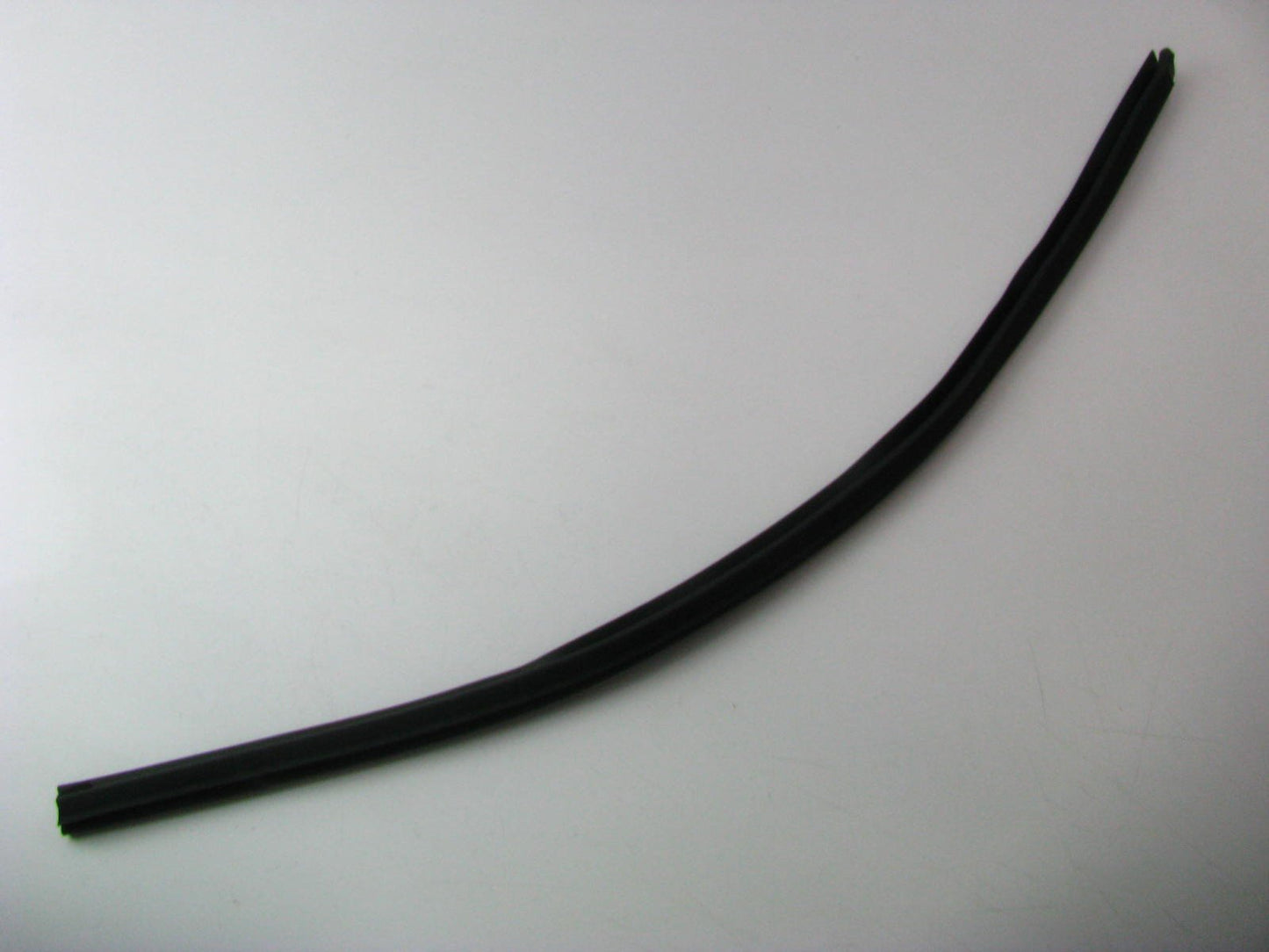 New FRONT RIGHT Door Inside Belt Weatherstrip Seal OEM For 2013-2017 Elantra GT