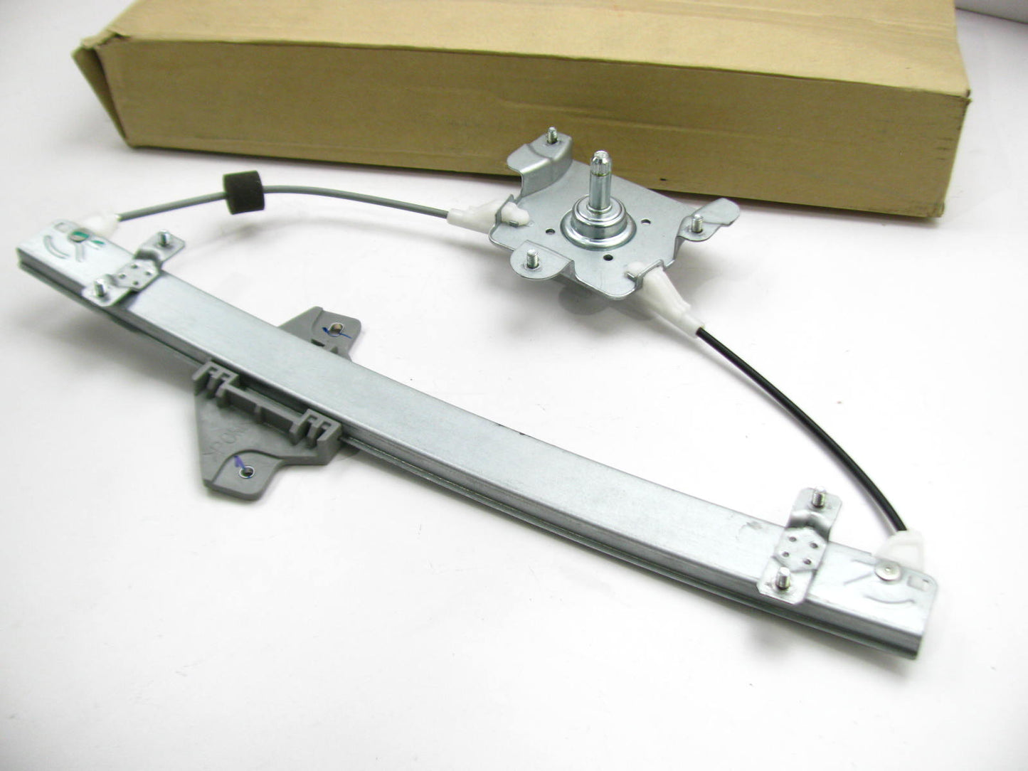 NEW 824021R000 FRONT RIGHT Window Regulator OEM For 11-17 Hyundai Accent