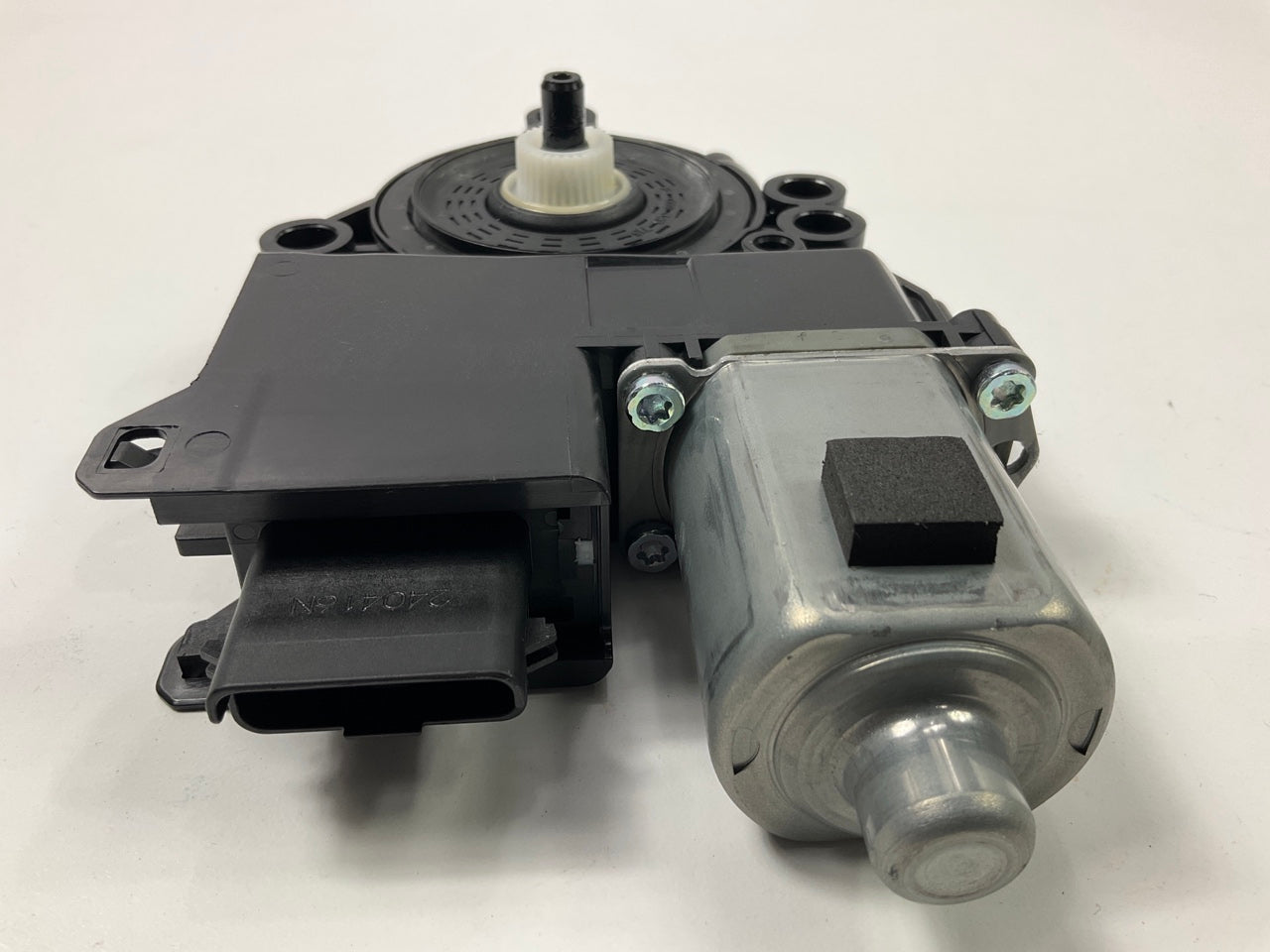 NEW Front Left Power Window Motor OEM For 2017-2019 Genesis G90 82450D2000