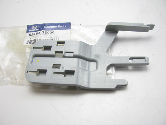 NEW - OEM Front Left Side Door Latch Retainer Clip For 11-15 Sonata 824843S000