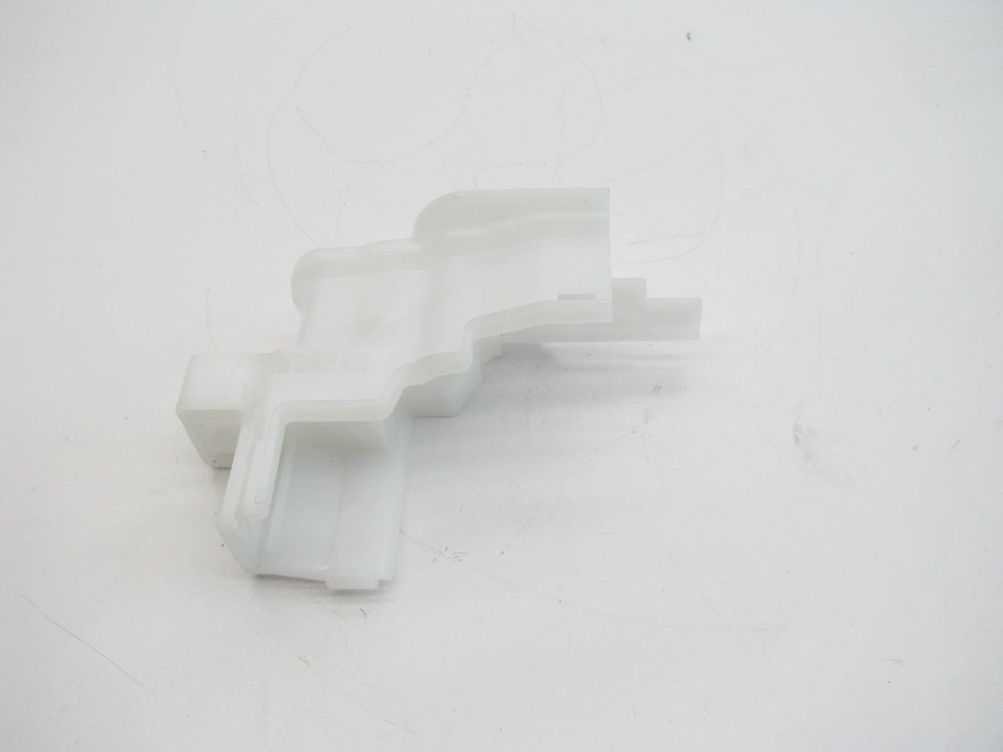 New Genuine Front Left Door Lock Latch Adapter Bracket OEM For 07-09 Santa Fe