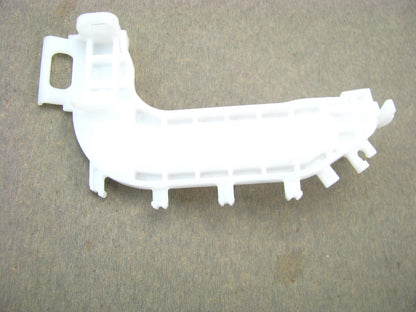 NEW - OEM Front Right Outside Handle Support Bracket For 2015-19 Hyundai Sonata