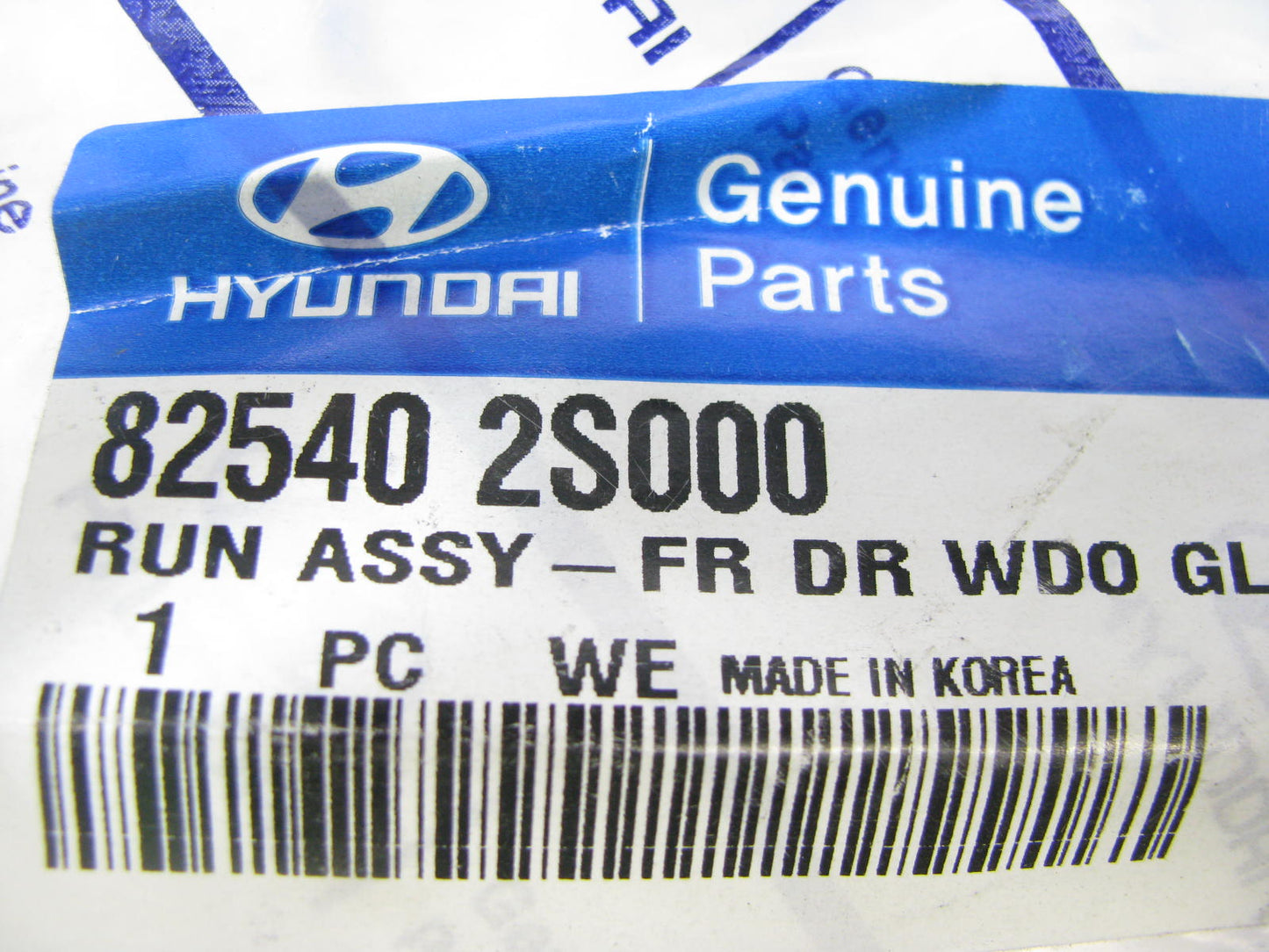 NEW - OEM Front Right Window Channel Weather Strip For 2010-2015 Hyundai Tucson