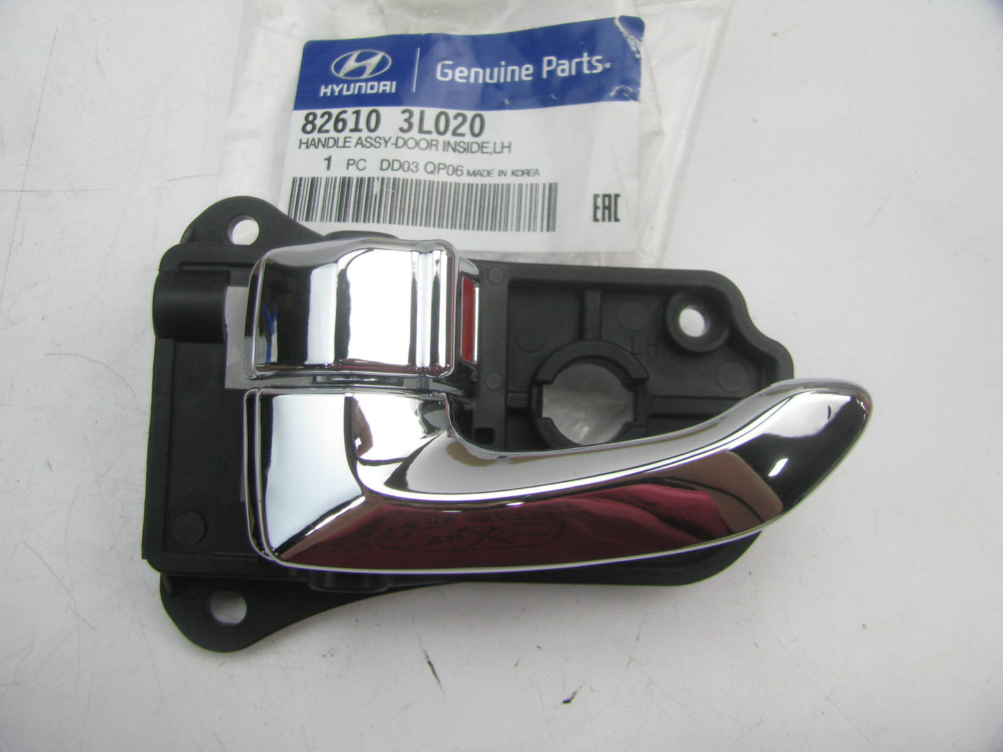 NEW - OEM 826103L020 Rear Left Interior Door Handle For 2010-2011 Hyundai Azera