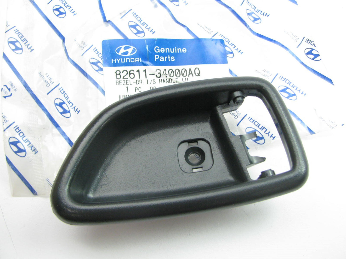 New OEM Left Inside Interior Door Handle Housing Bezel GRAY For 94-98 Sonata