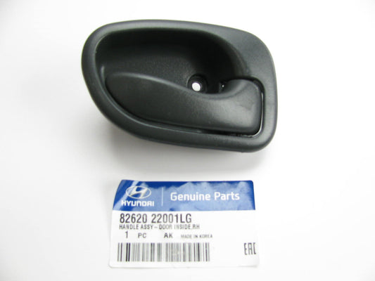 New Genuine Front Inside Door Handle Right Passenger Side OEM For 1995-99 Accent