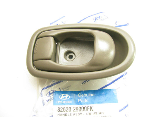 NEW - OEM 8262029000FK RIGHT Interior Door Handle BEIGE For 1996-2000 Elantra