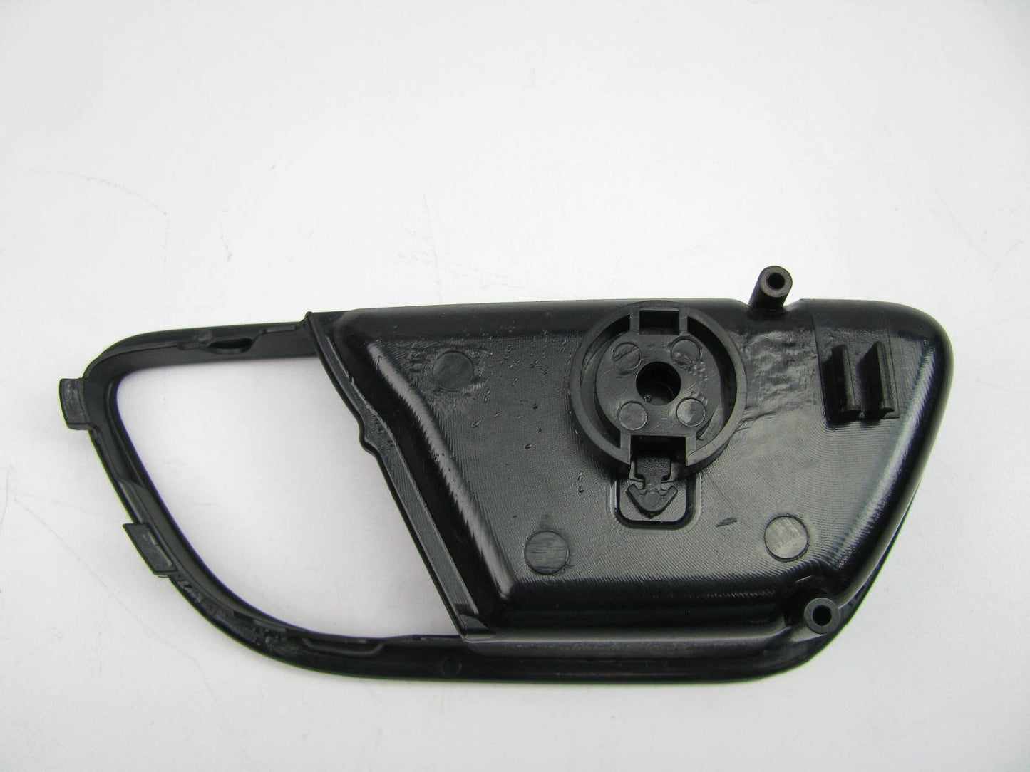 New Front Right Interior Door Handle Trim Housing Bezel BLACK 13-17 Santa Fe