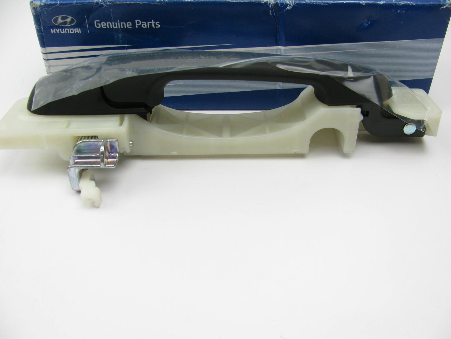 NEW GENUINE FRONT LEFT Exterior Door Handle OEM For 2005-06 Accent 826501E050CA