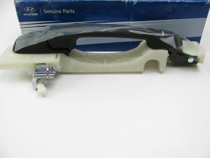NEW GENUINE FRONT LEFT Exterior Door Handle OEM For 2005-06 Accent 826501E050CA