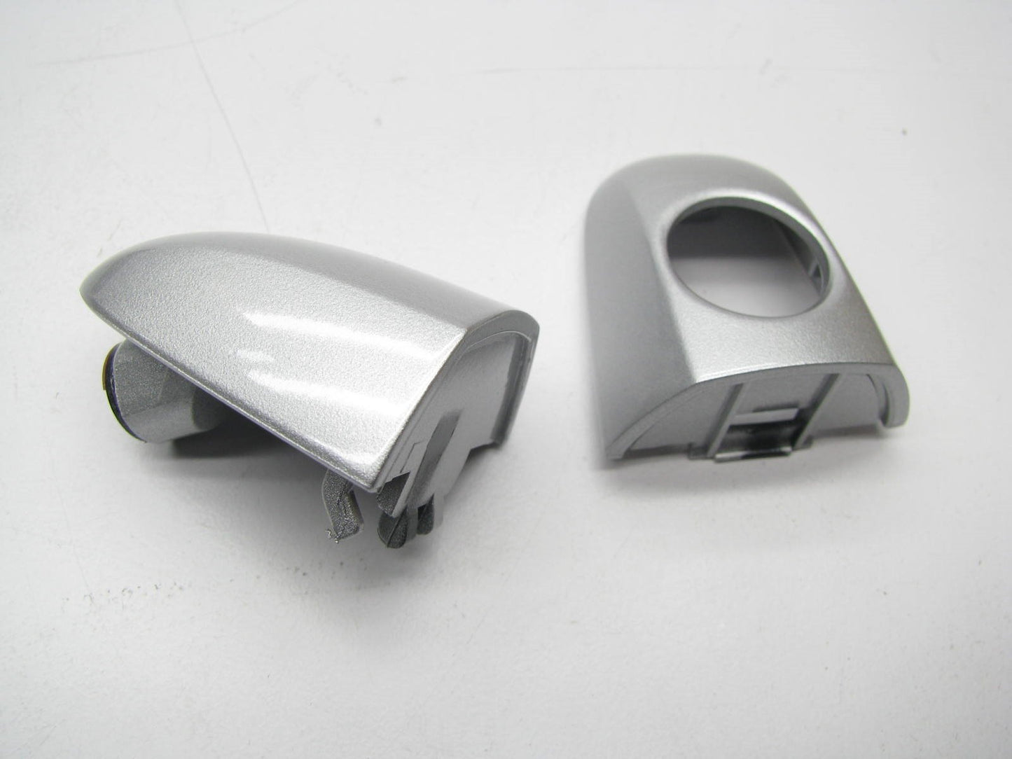 NEW - OEM 826523K000K1C Front Exterior Door Handle Cover Caps SILVER For Hyundai