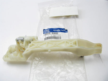 NEW - OEM Front Left Side Door Handle Support Base For 2006-10 Azera 826553L000