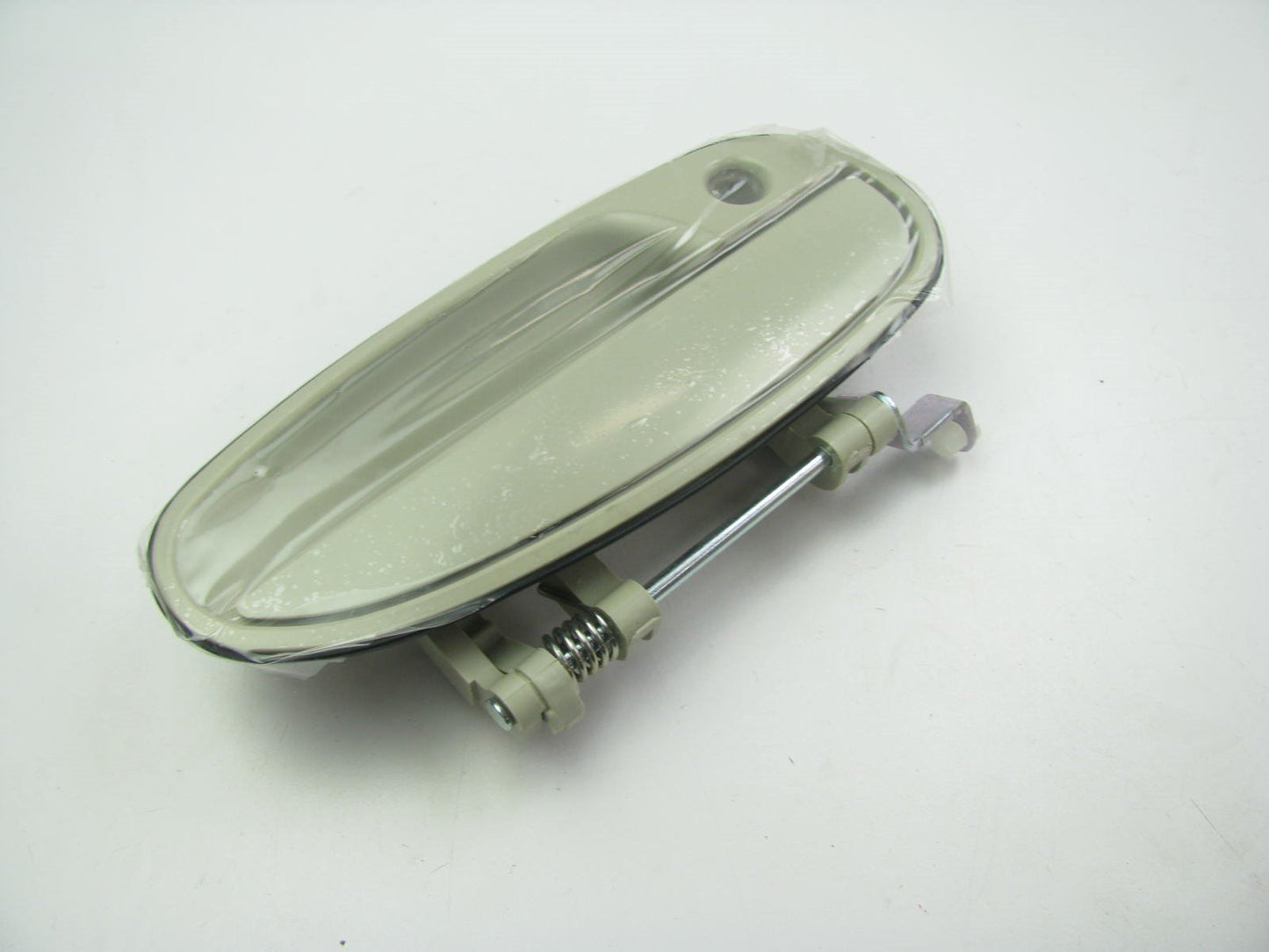New OEM Front Right Outside Exterior Door Handle For 1995-98 Hyundai Sonata
