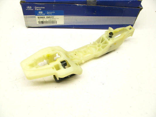 NEW OEM 826653V011 Front Right Outside Door Handle Base For 11-14 Hyundai Azera