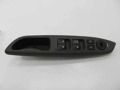 NEW - OEM 827101E065AR Front Left Door Grip & Switches For 06-11 Hyundai Accent