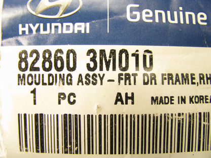NEW - OEM 828603M010 Front Right Door Frame Molding For 2011-14 Genesis