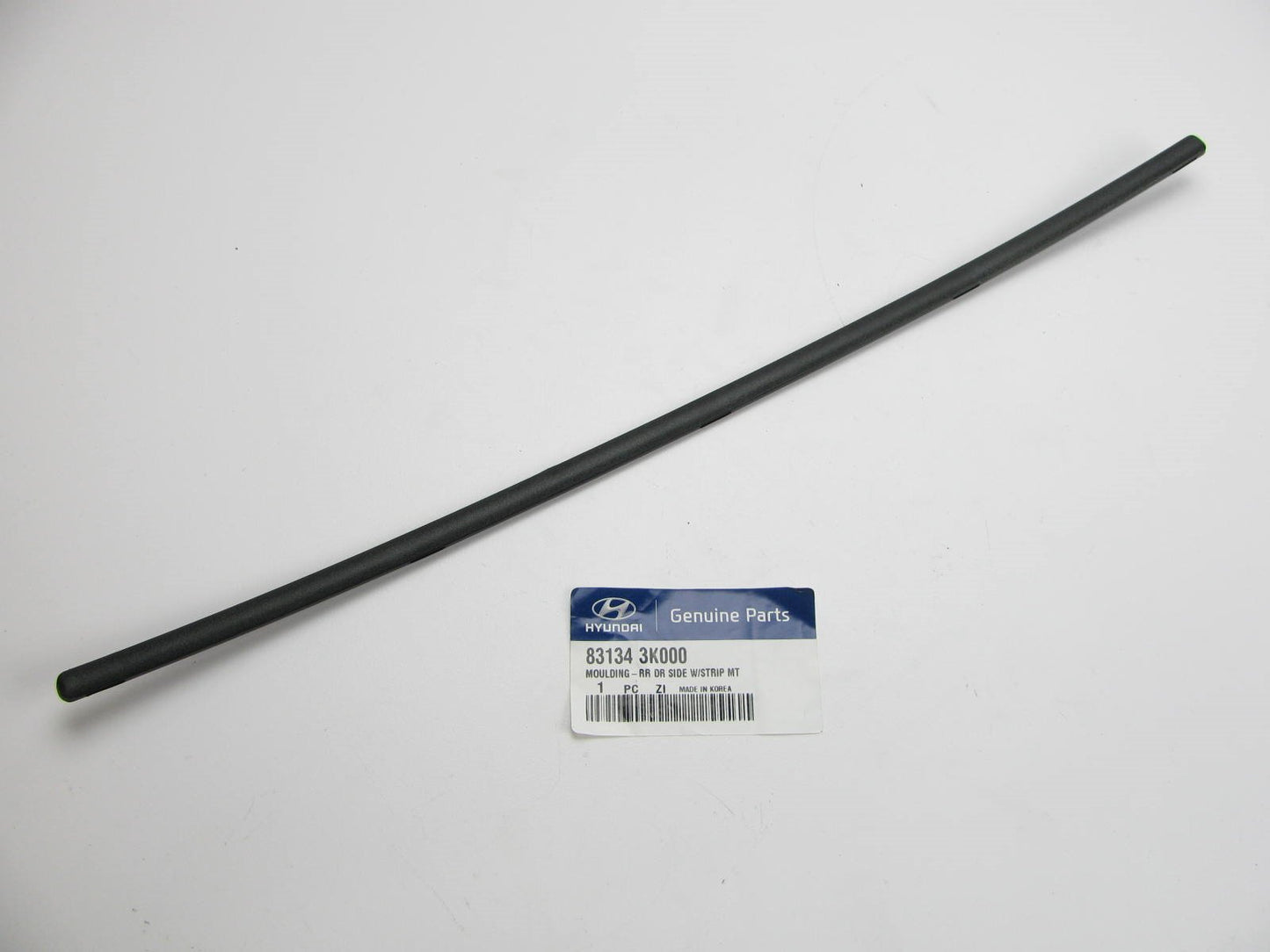 NEW GENUINE Rear Right Door WeatherStrip Seal Moulding For 06-10 Sonata