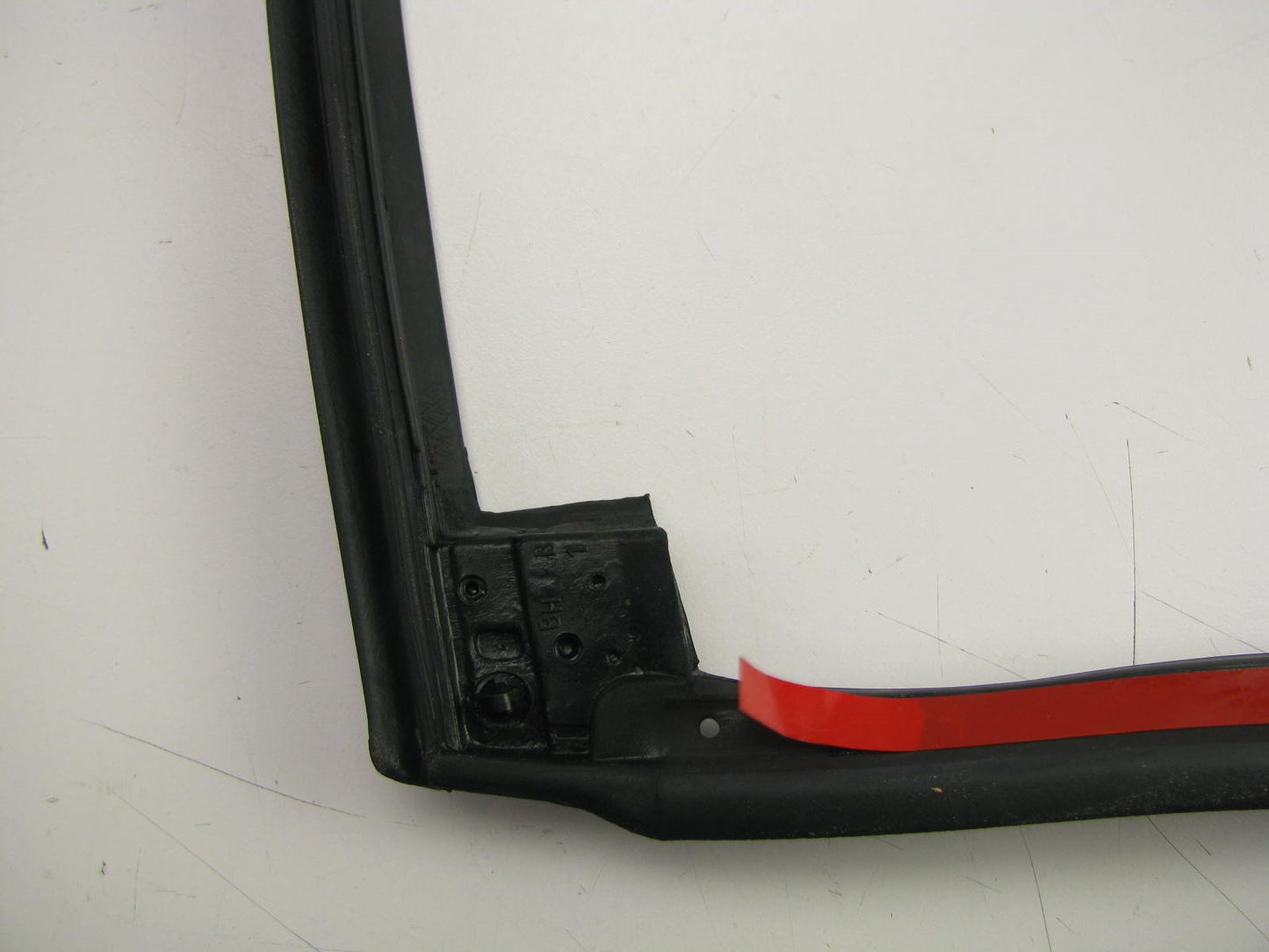 NEW REAR Door UPPER LEFT Weatherstrip Seal OEM For 2009-2014 Genesis 831503M000