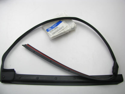 NEW GENUINE Rear Right Door Upper Weatherstrip Seal OEM For 13-19 Santa Fe
