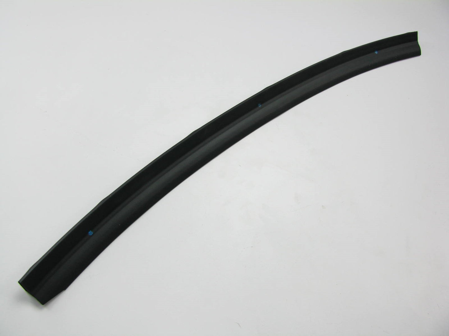 New OEM Rear Left Drivers Door Lower Weatherstrip For 2009-14 Genesis 831703M000