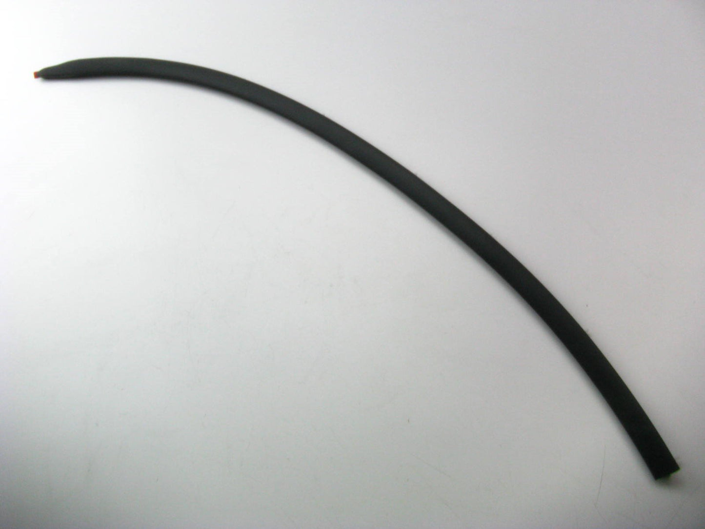 New Rear Left Side Door Lower Weatherstrip Seal For 15-16 Genesis 83175B1000