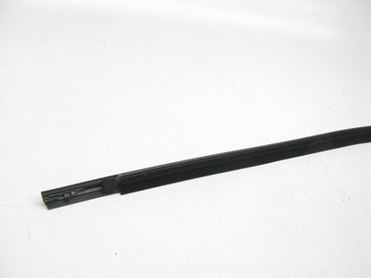 NEW - OEM 832101R001 REAR Exterior Door Belt Weatherstrip Seal For 15-17 Accent