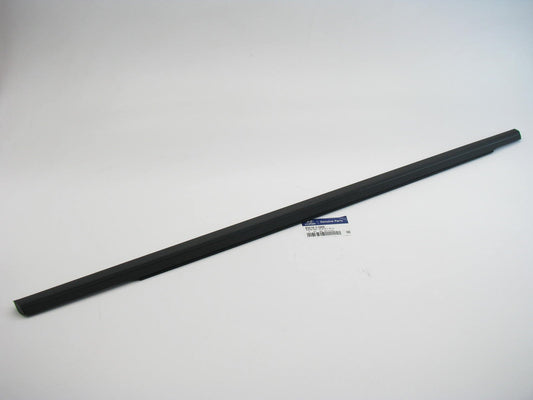 New Rear Left Door Outer Window Weatherstrip Belt Seal OEM For 15-16 Sonata