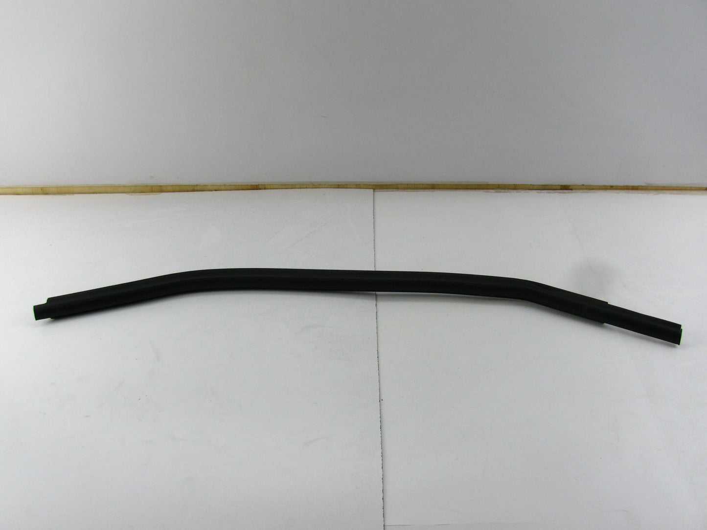 NEW OEM 832202V000 Rear Right Door Outside Belt Weatherstrip For 12-16 Veloster