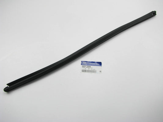 New Rear Left Interior Door Window Belt Weatherstrip Seal OEM For 10-15 Tucson