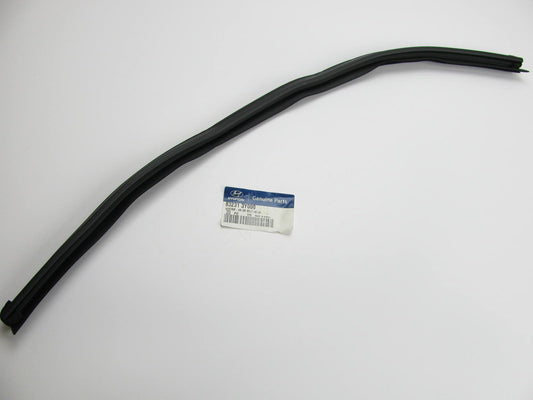 New Rear Left Door Inner Belt Weather Strip Seal For 2012-13 Elantra 832313Y000