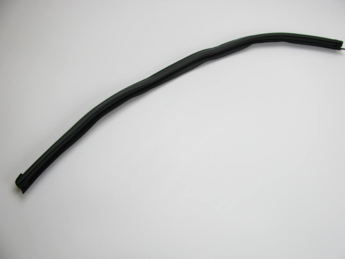 New Rear Left Door Inner Belt Weather Strip Seal For 2012-13 Elantra 832313Y000