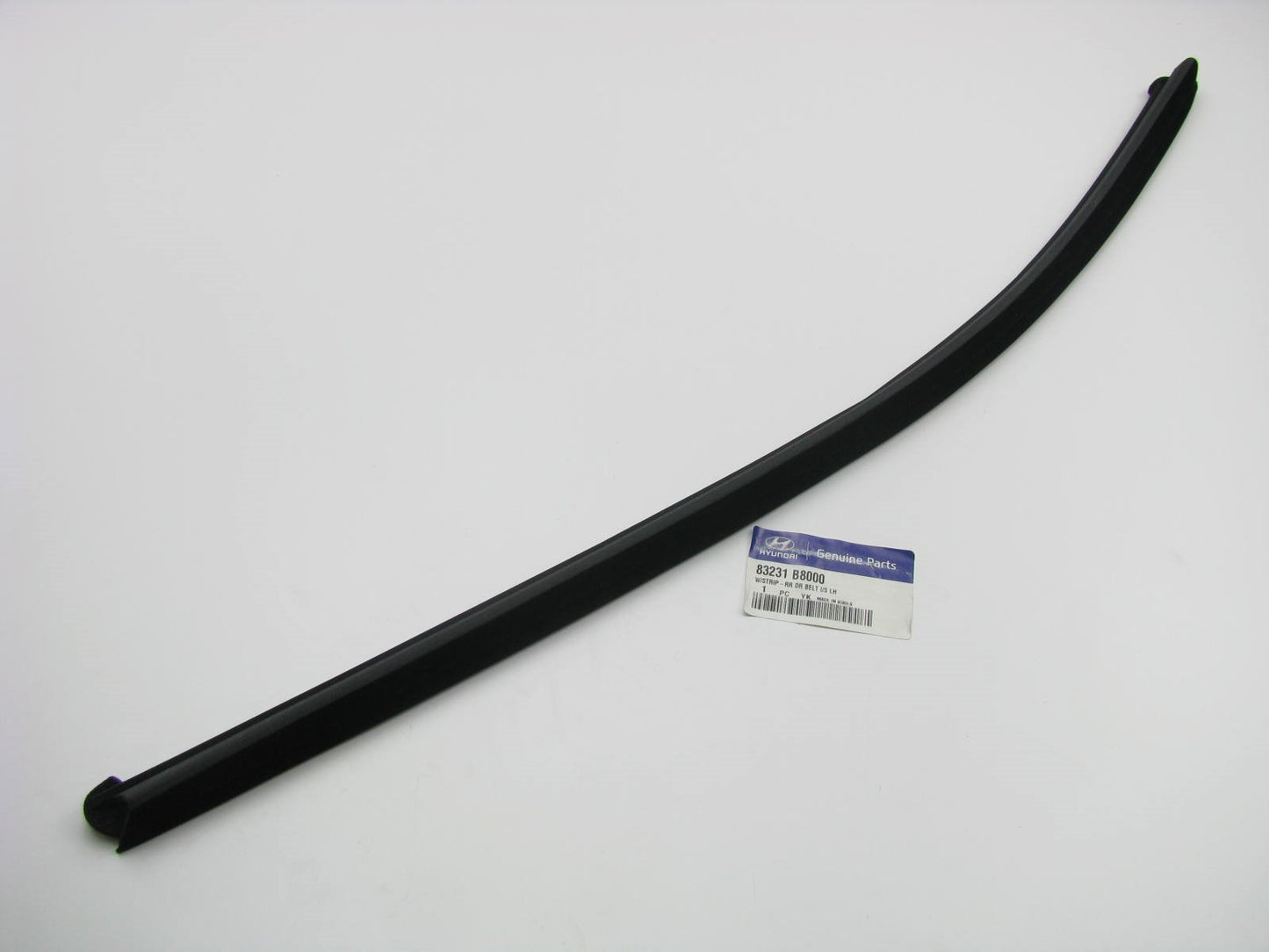 New Rear Left Side Door Weatherstrip Belt Seal For 2013-15 Santa Fe 83231B8000