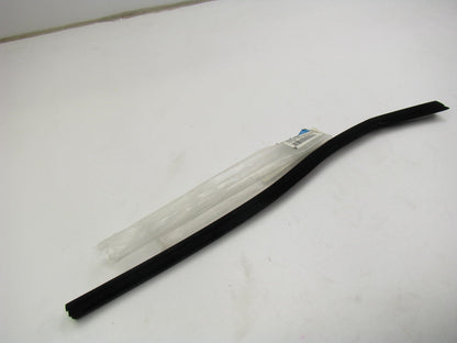 New OEM REAR RIGHT SIDE Door Weatherstrip Belt Seal For 12-13 Elantra 832413Y000