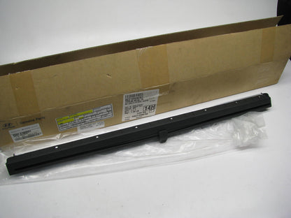 NEW GENUINE Rear Right Window Shade Curtain OEM For Hyundai 83362B1000RRY