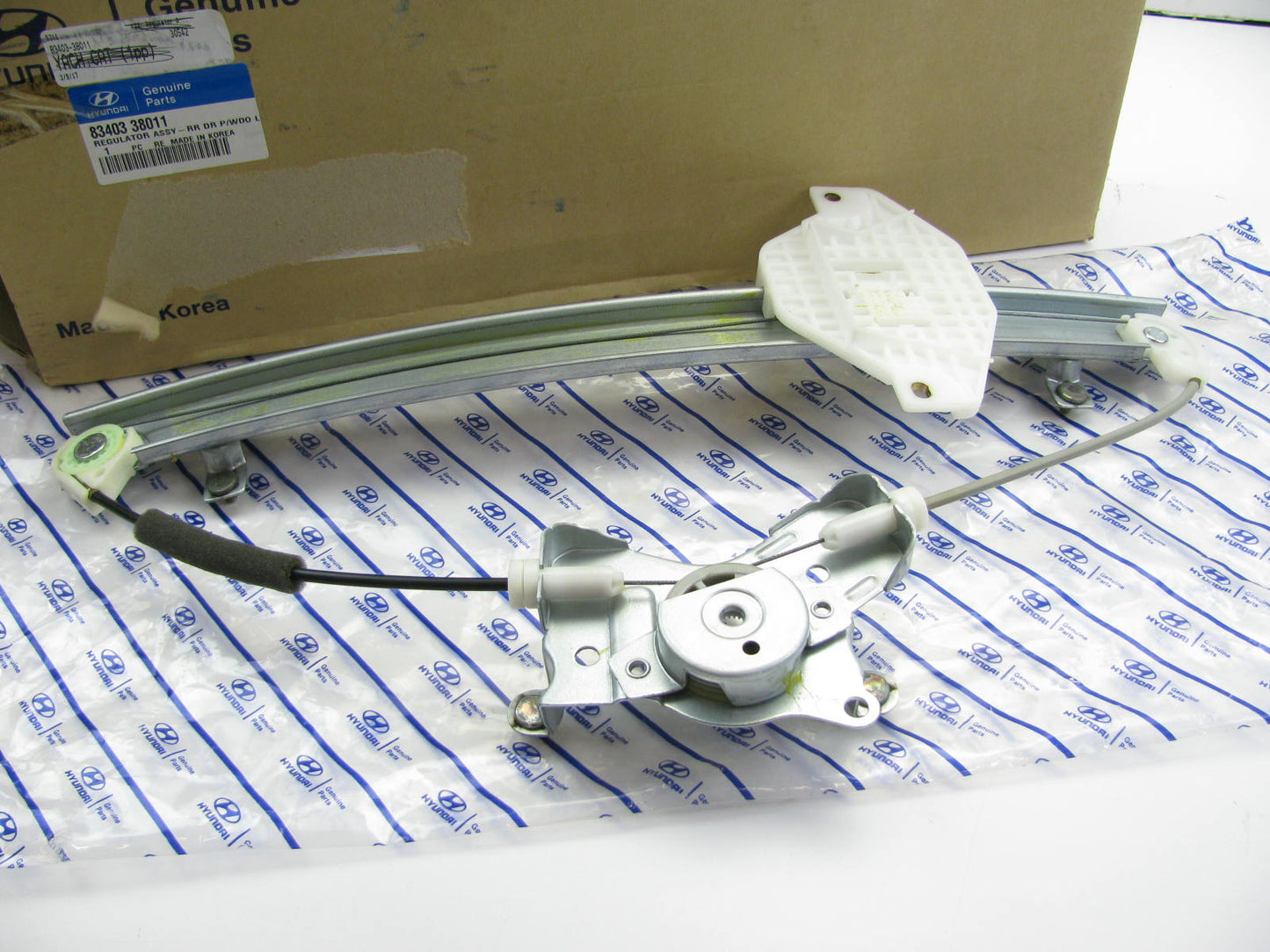 NEW - OEM 8340338011 Rear Left Window Regulator For 1999-05 Sonata 03-06 Optima