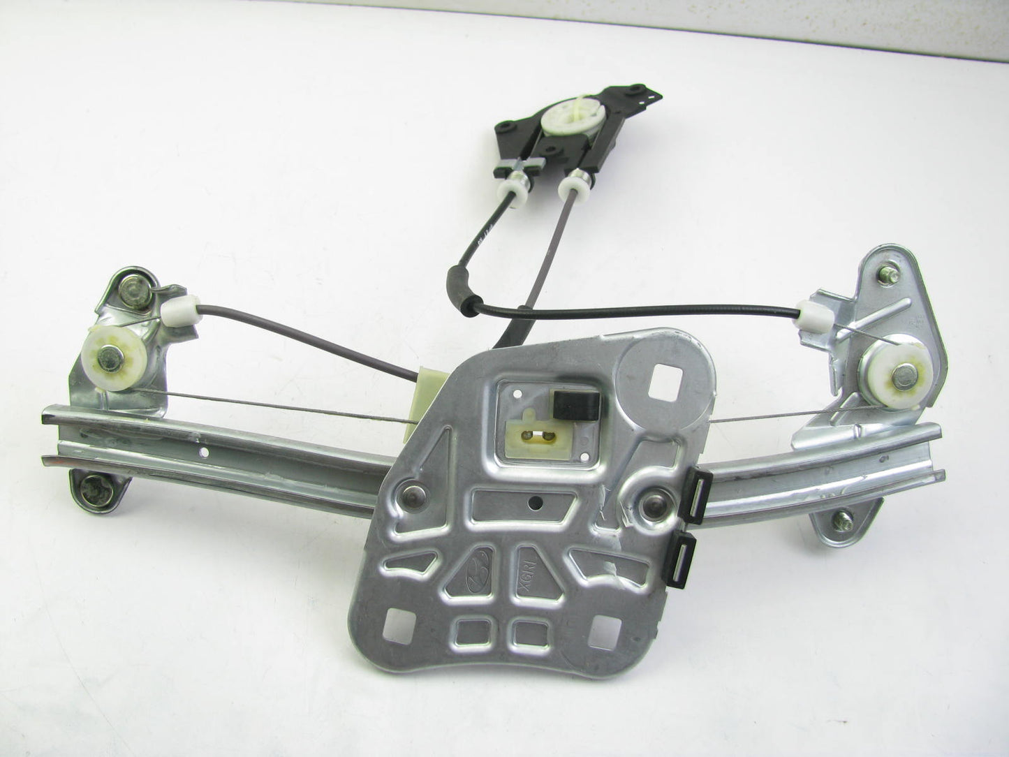 NEW - OEM 8340339000 Rear Left Window Regulator For 01 Hyundai XG300 02-05 XG350