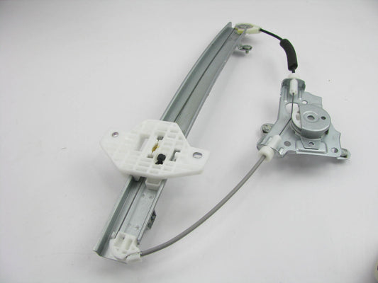 NEW GENUINE REAR RIGHT Window Regulator OEM For 99-06 Hyundai Accent 8340425010