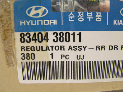 NEW GENUINE REAR RIGHT Window Regulator OEM For 99-05 Hyundai Sonata 8340438011