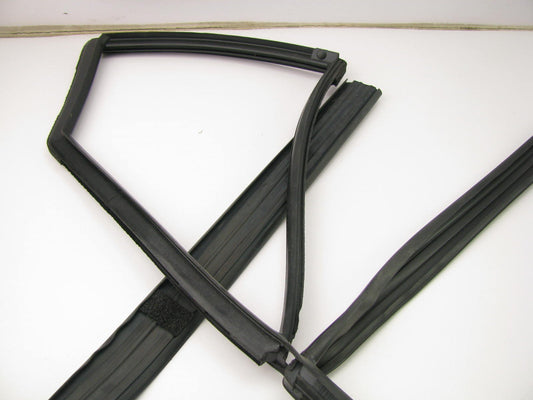 NEW REAR RIGHT Door Window Glass Run Weather Strip Seal OEM For 05-10 Sonata