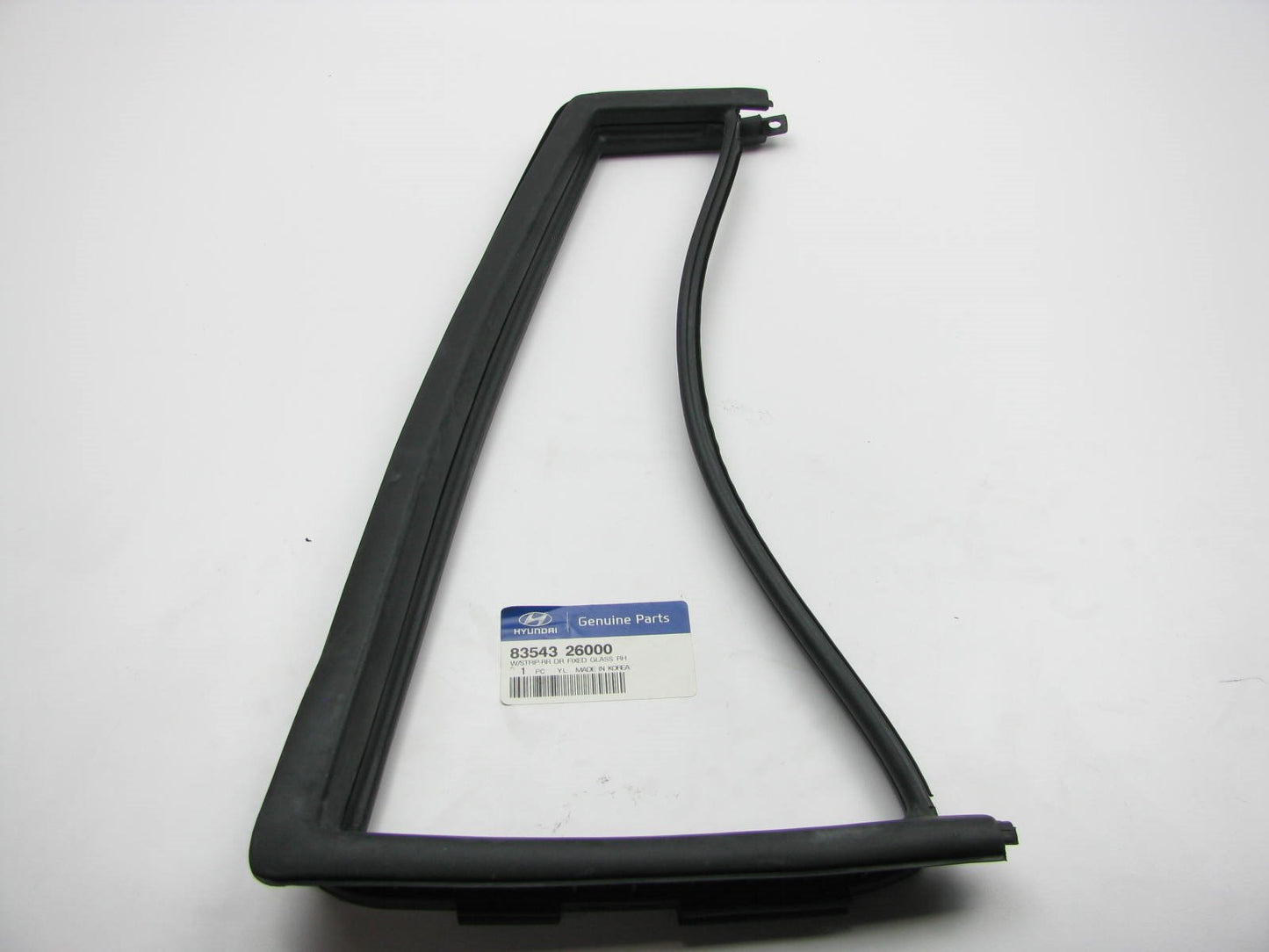 Rear Door Vent Glass Right (Passengers) Weatherstip Seal OEM For 01-06 Santa Fe