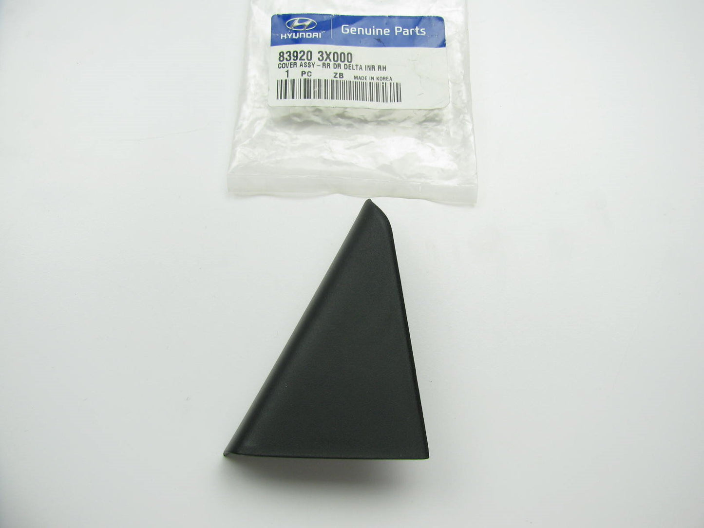 NEW - OEM 839203X000 Rear Right Door Corner Molding Trim For 11-16 Elantra SEDAN