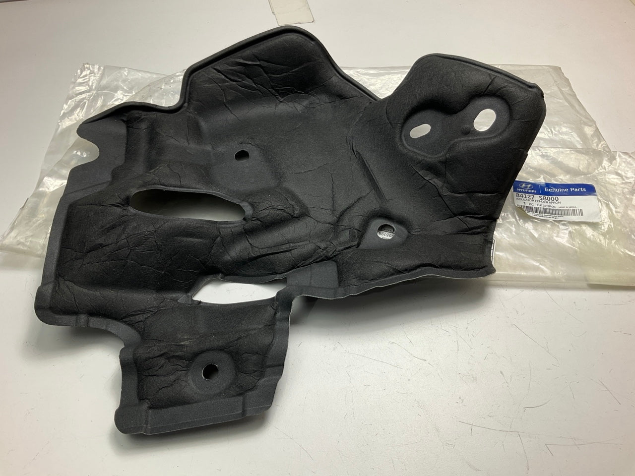 NEW Right Passengers Side Fender Insulator OEM For 2020-2024 Palisade 84127S8000