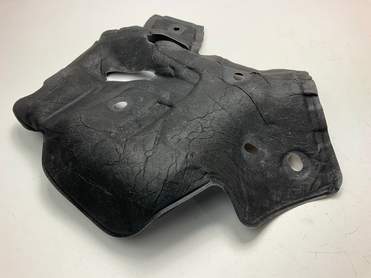 NEW Right Passengers Side Fender Insulator OEM For 2020-2024 Palisade 84127S8000