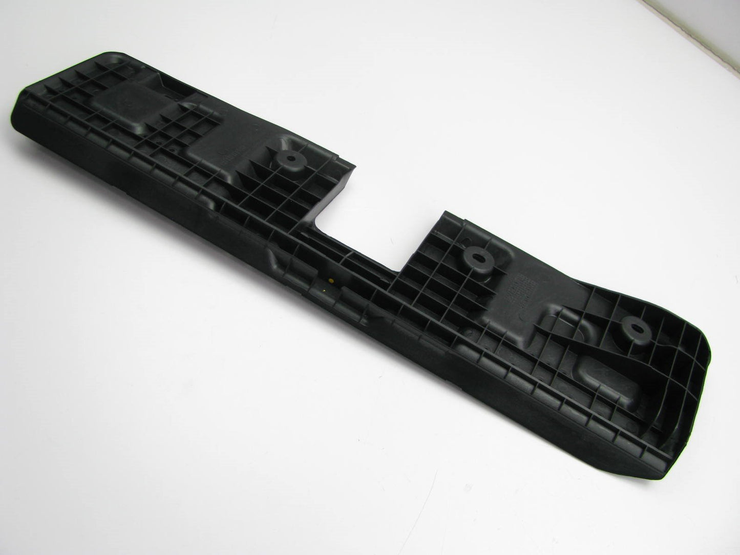 New OEM Rear Center Right Side Deflector Cover Panel For Hyundai 841883K000