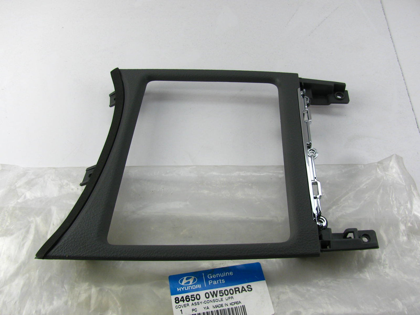 NEW - OEM Center Console Upper Trim Bezel Cover For 2010-2015 Hyundai Santa Fe