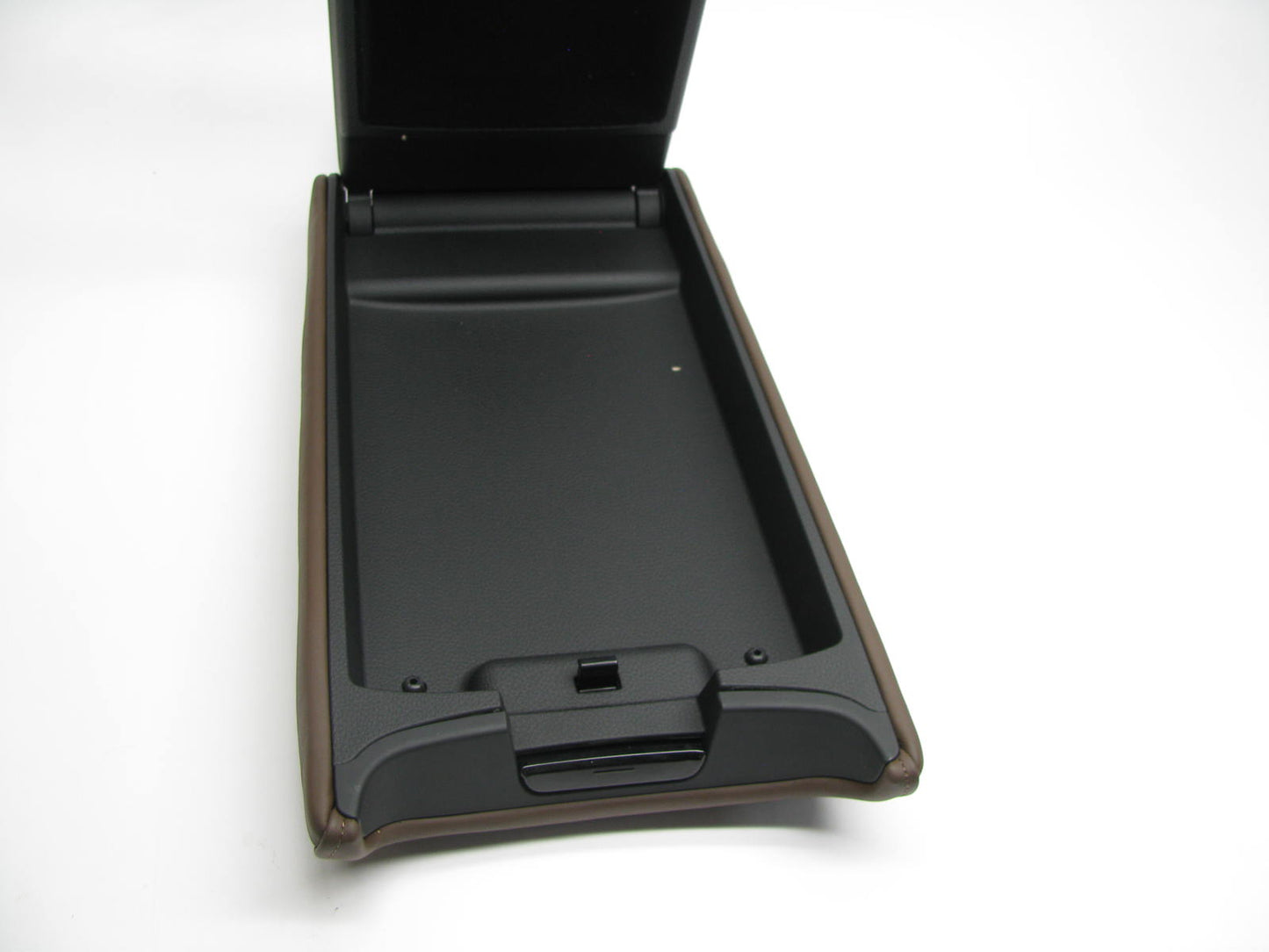 NEW 846603NAA0TU Center Console Armrest Lid Cover OEM For 2014-15 Equus ULTIMATE