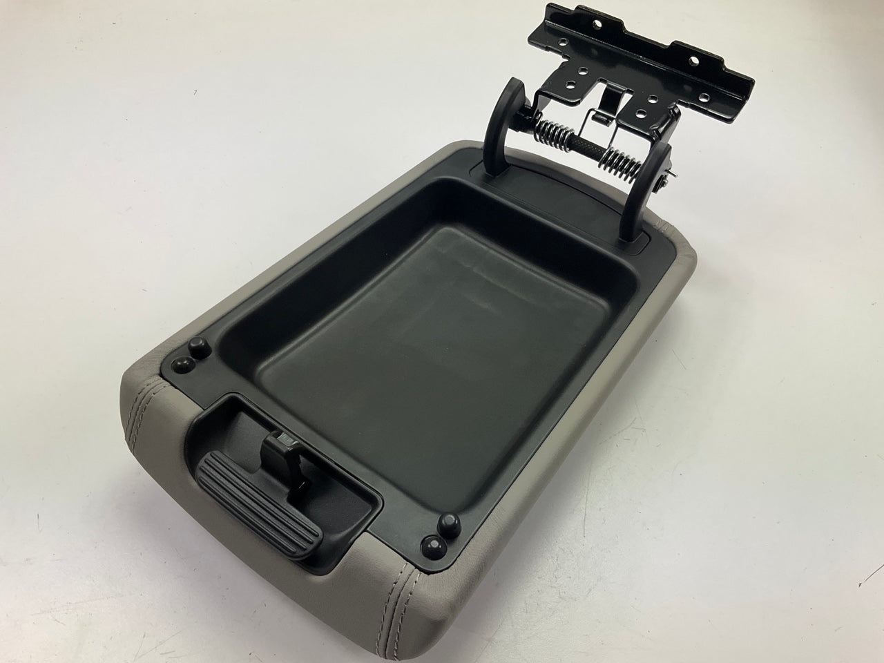 NEW OEM 84660D3000YGG Center Console Armrest Cover Lid For 19-21 Hyundai Tucson